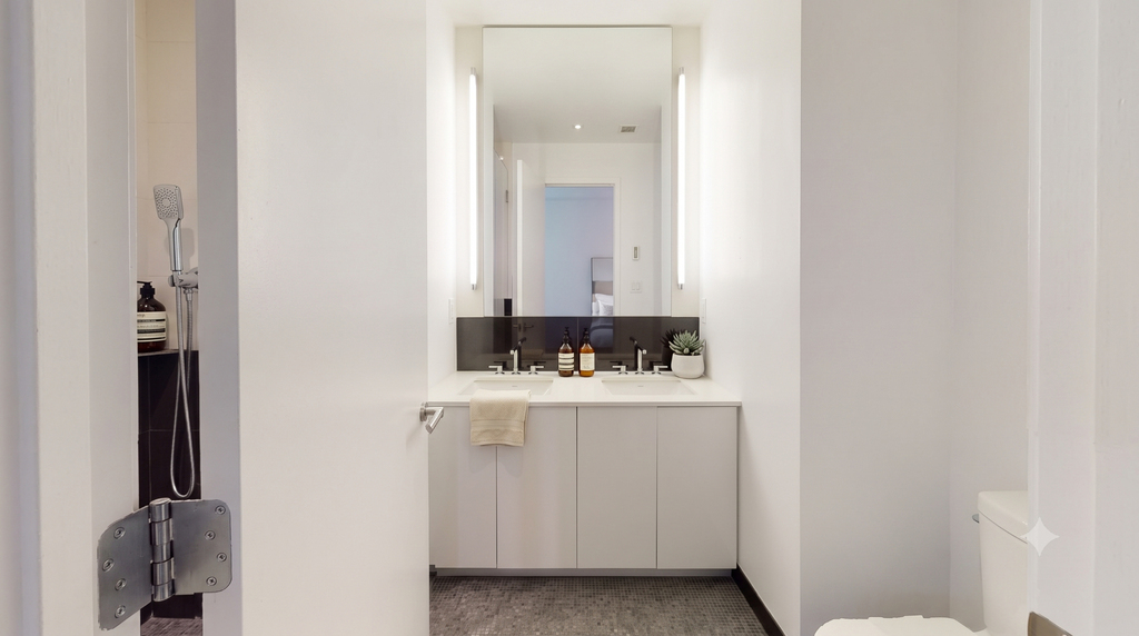 666 West End Avenue - Photo 3