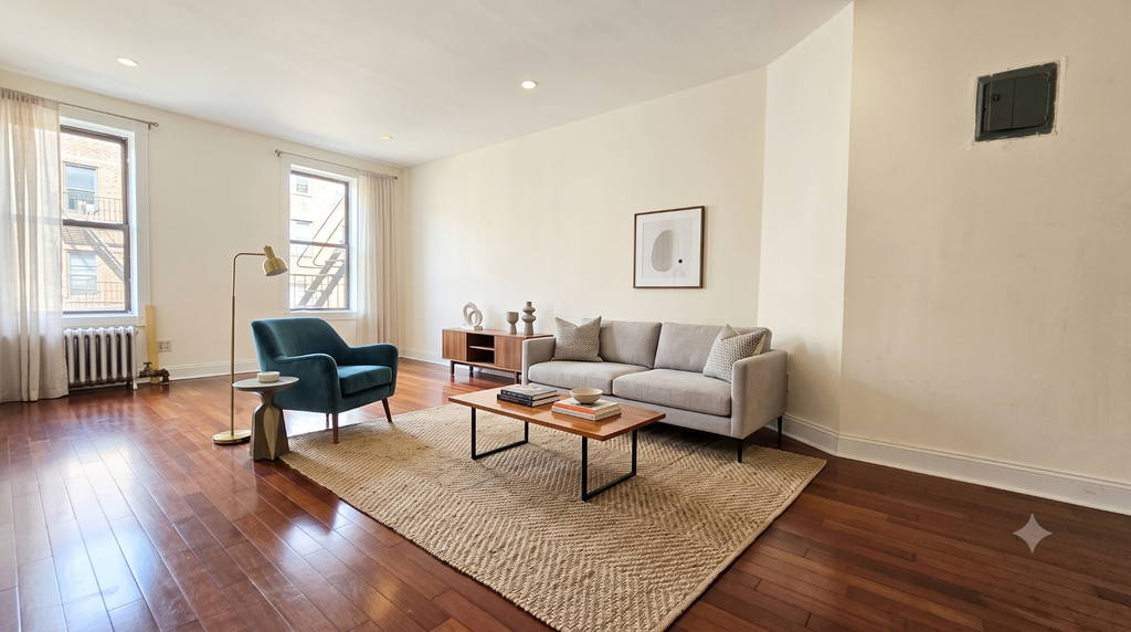 20 Magaw Place - Photo 0