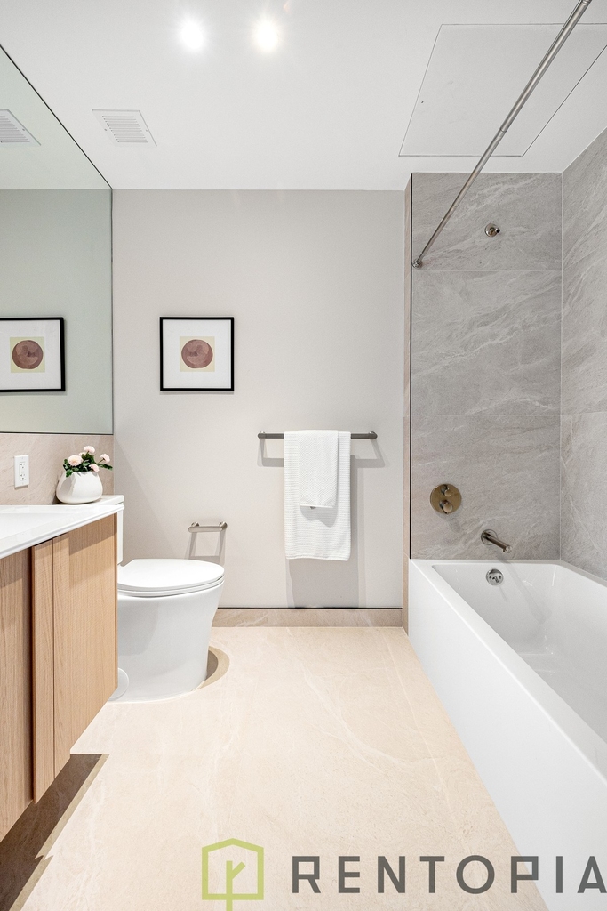 226 3rd Avenue - Photo 4