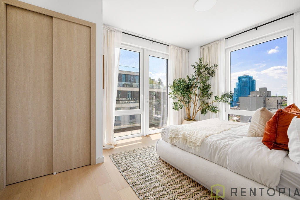 226 3rd Avenue - Photo 6