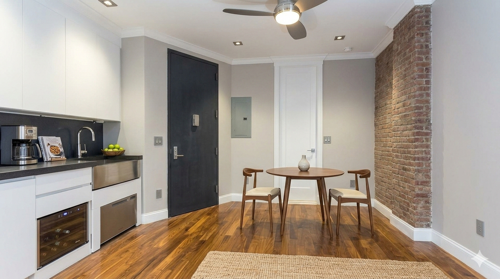 16 East 116th Street - Photo 2