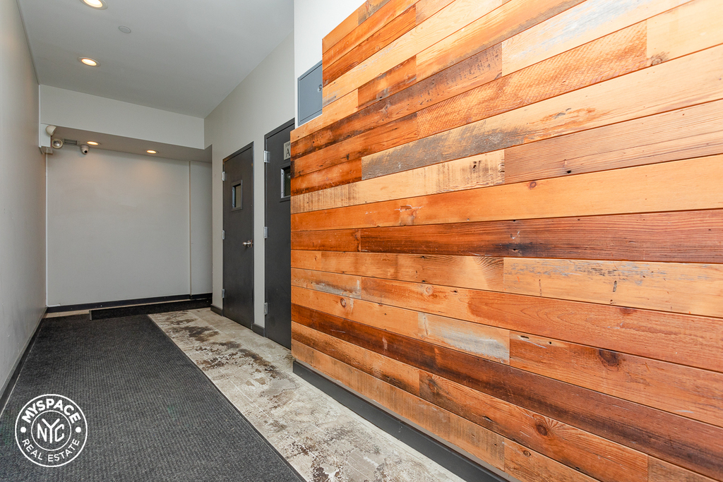 286 Stanhope Street - Photo 13