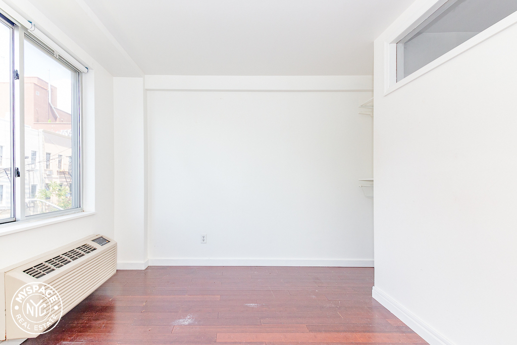 286 Stanhope Street - Photo 5