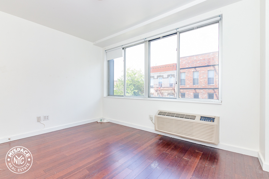 286 Stanhope Street - Photo 6