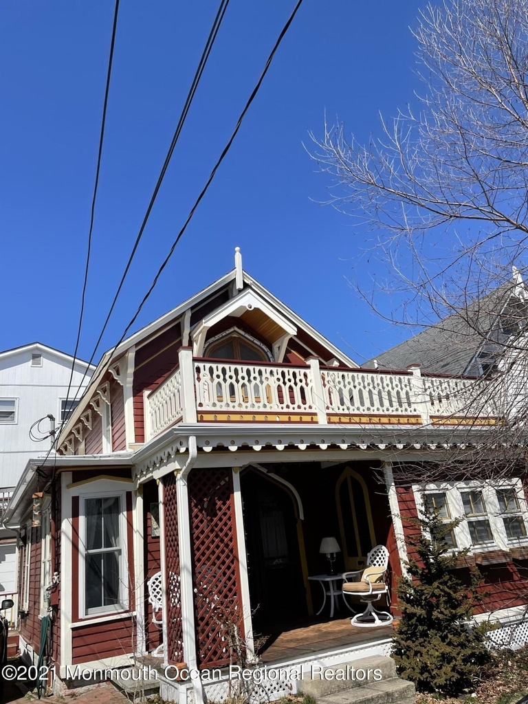 107 Asbury Avenue - Photo 3