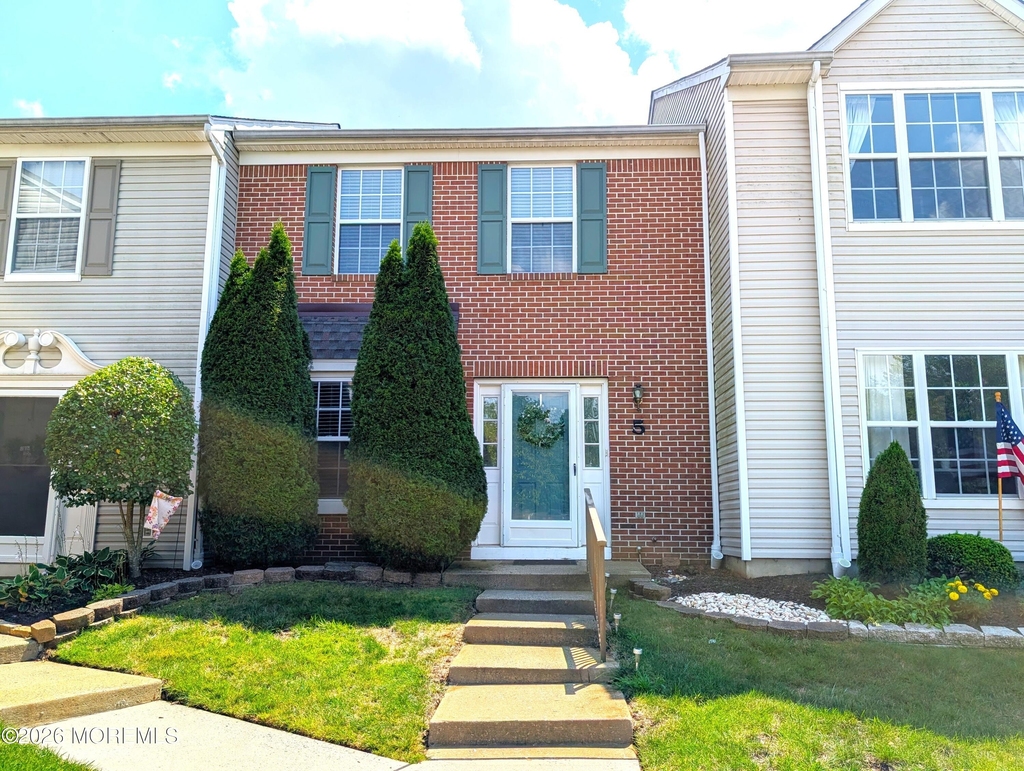 53 Grassmere Court - Photo 1
