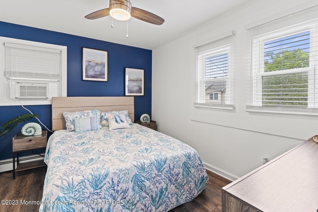 1007 Barnegat Avenue - Photo 3