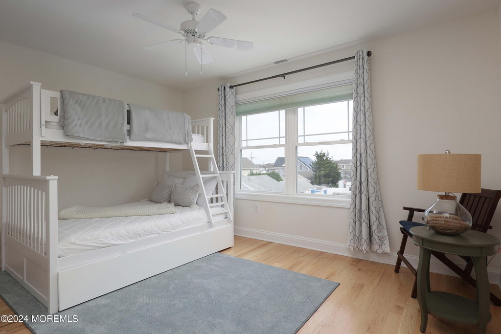 1607 Baltimore Avenue - Photo 16