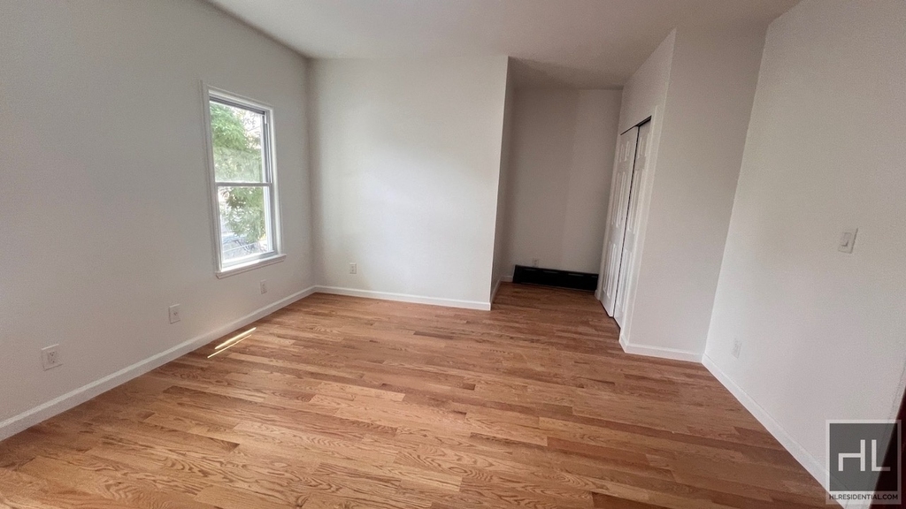 610 East 3 Street - Photo 10