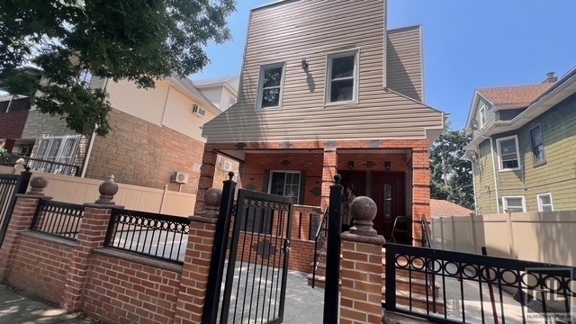 610 East 3 Street - Photo 17