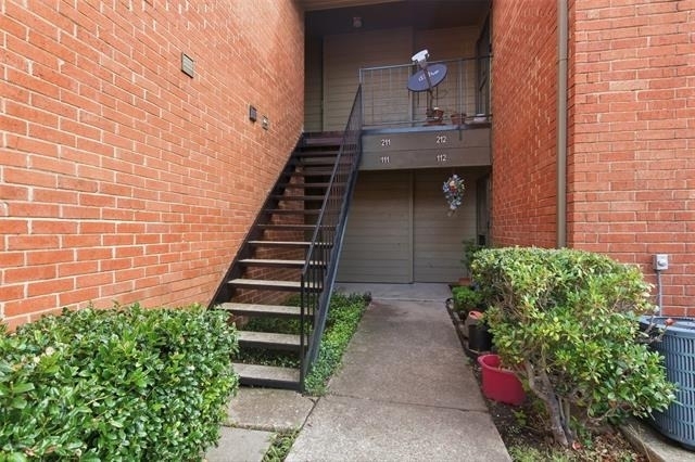 5909 Lake Hubbard Parkway - Photo 2