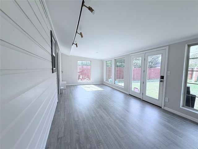 1109 Leyenda Drive - Photo 8