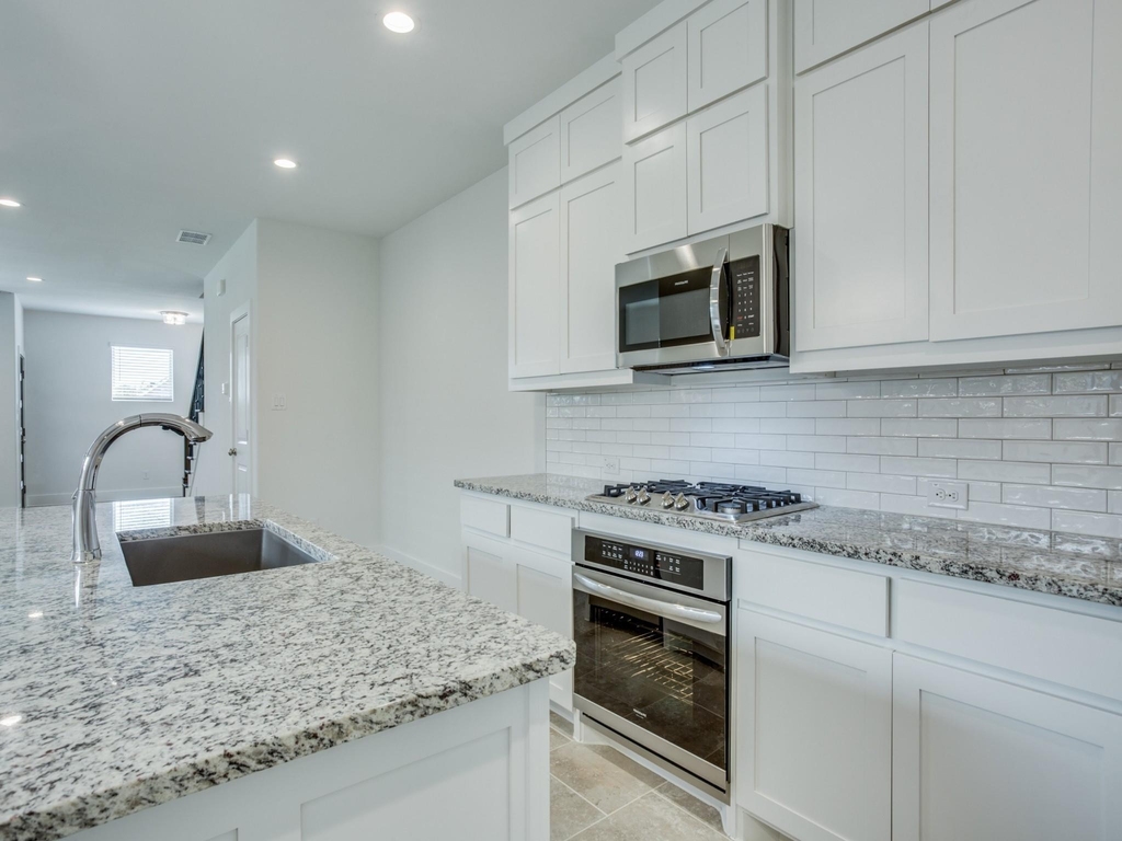 6519 Bowman Roberts Road - Photo 6