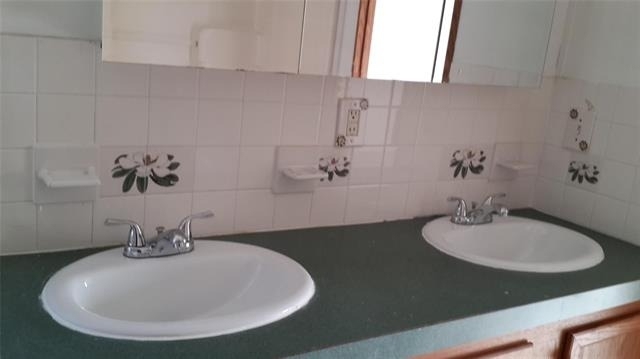 10325 County  Road 470 - Photo 11