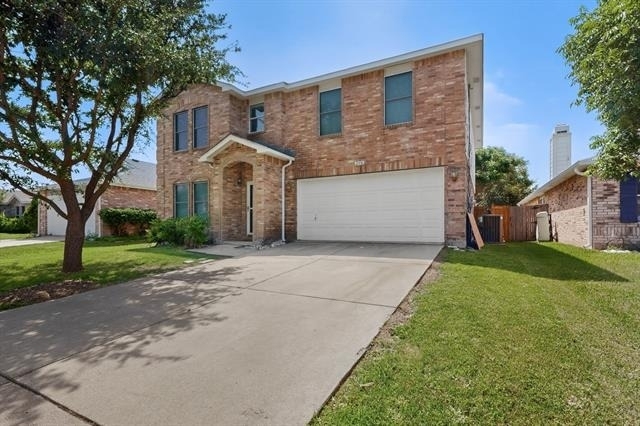 2316 White Oak Drive - Photo 0