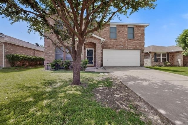 2316 White Oak Drive - Photo 1