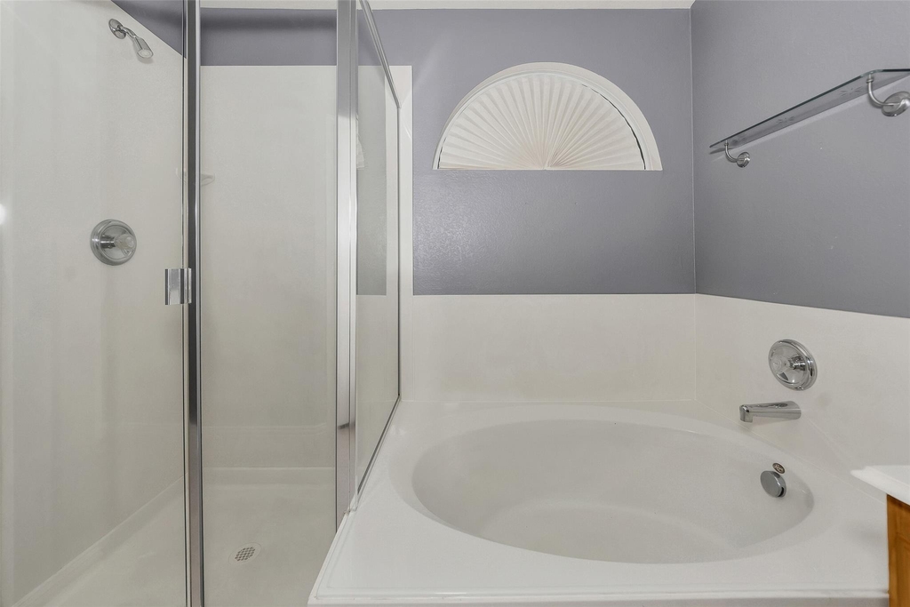 10117 Sourwood Drive - Photo 6