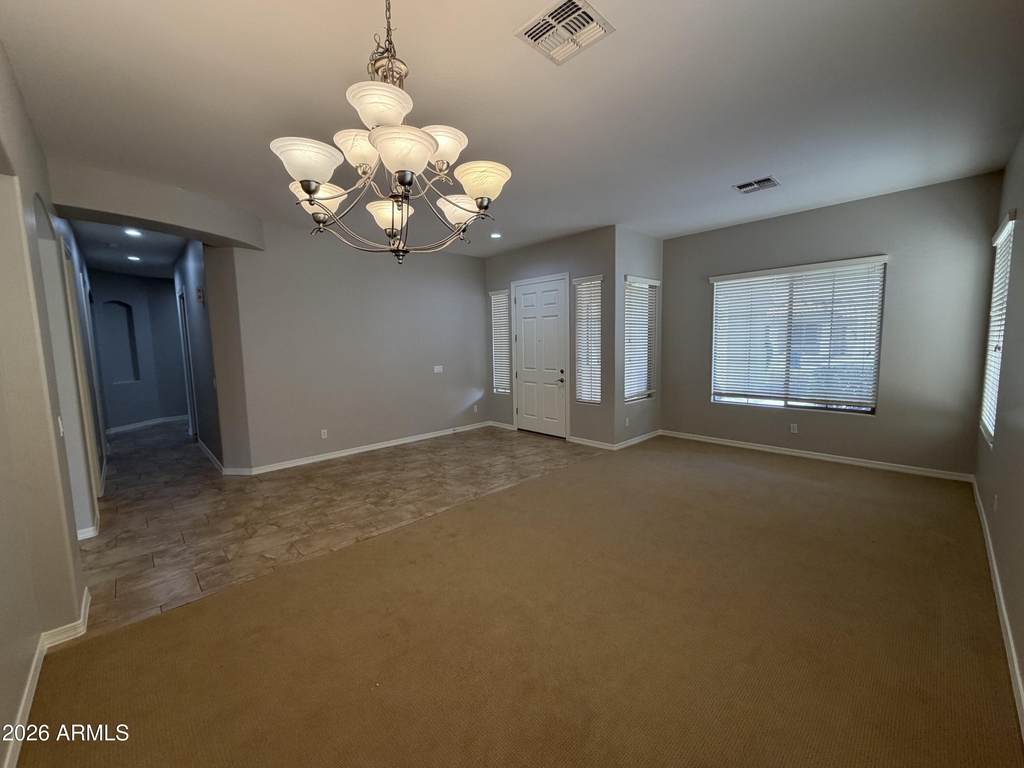 2417 E Iris Drive - Photo 5