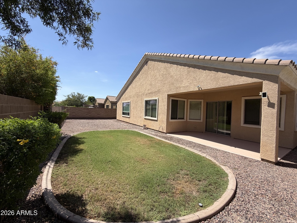 2417 E Iris Drive - Photo 36