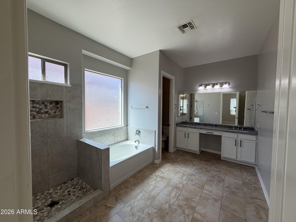 2417 E Iris Drive - Photo 17