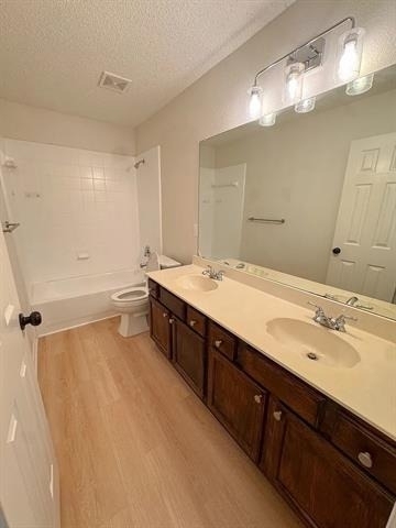 7015 Hillwood Drive - Photo 18