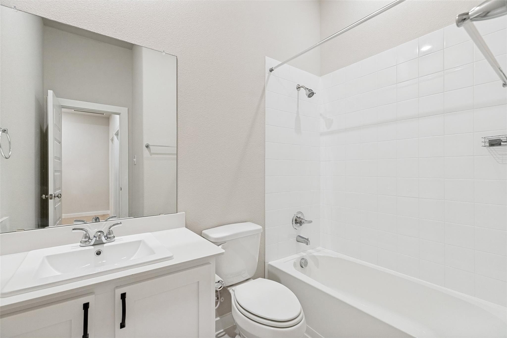 204 Mountain Meadow Lane - Photo 5