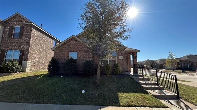 1235 Acmite Avenue - Photo 0