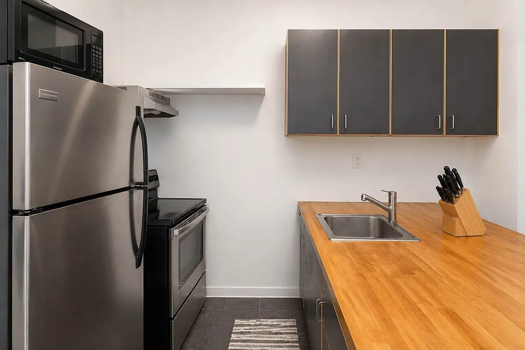 311 Troutman Street - Photo 5