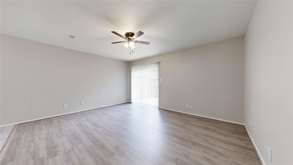 7700 Chapin Road - Photo 4