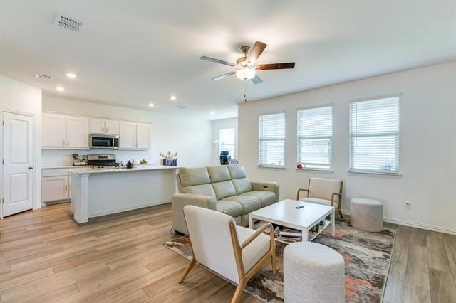 3917 Harper Street - Photo 3