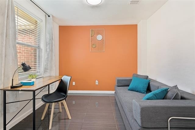 1513 Lone Star Court - Photo 5