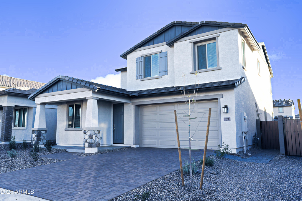773 W Lark Drive - Photo 1