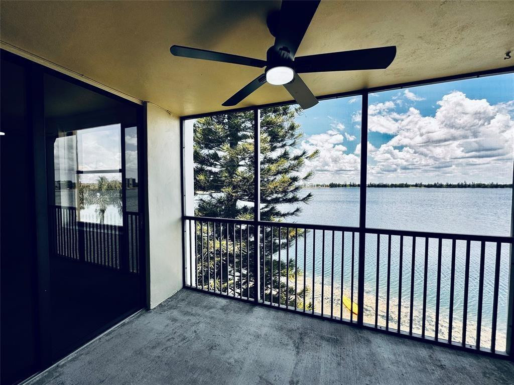111 Lake Emerald Drive - Photo 2