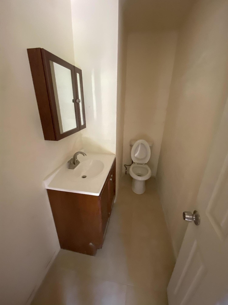 729 S 11th Street - Photo 4