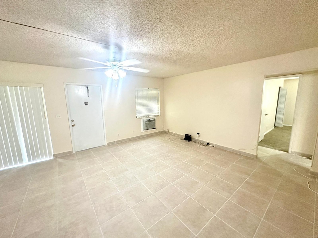 5773 La Pinata Boulevard - Photo 4