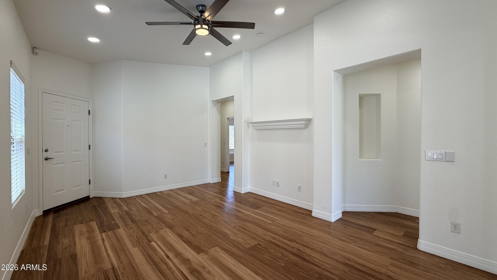 3 S Laveen Place - Photo 2
