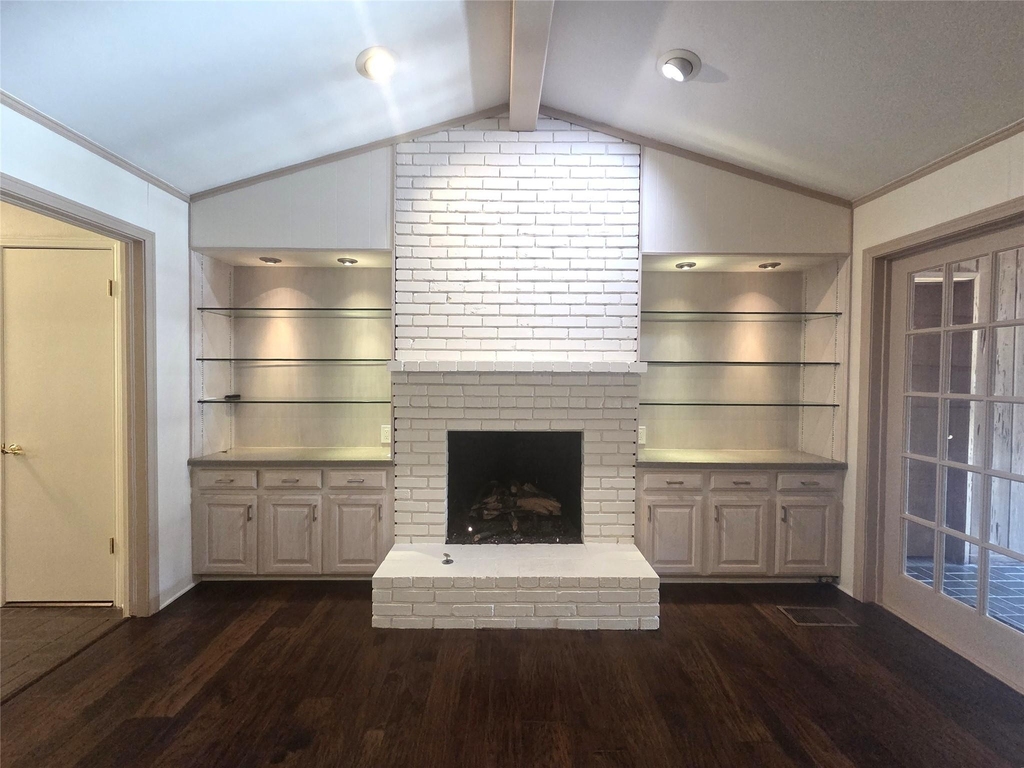 9334 Hunters Creek Drive - Photo 7