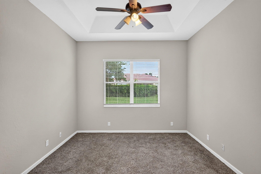 6305 Spring Lake Terrace - Photo 17