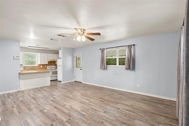 521 Hilltop Drive - Photo 3