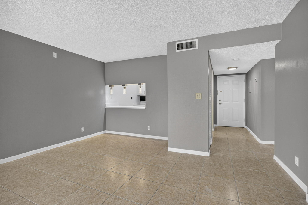 1900 N Congress Avenue - Photo 16