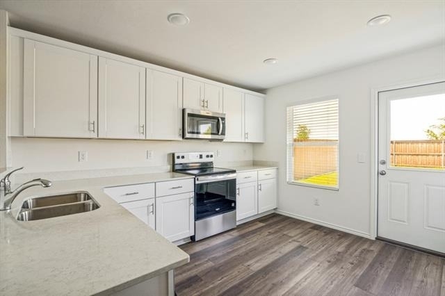 2303 Bay Laurel Lane - Photo 3