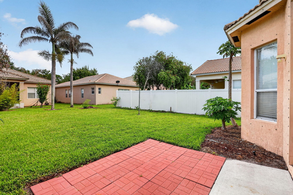5614 Sunberry Circle - Photo 30