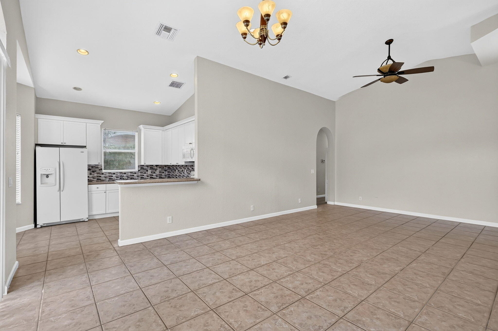 5614 Sunberry Circle - Photo 9