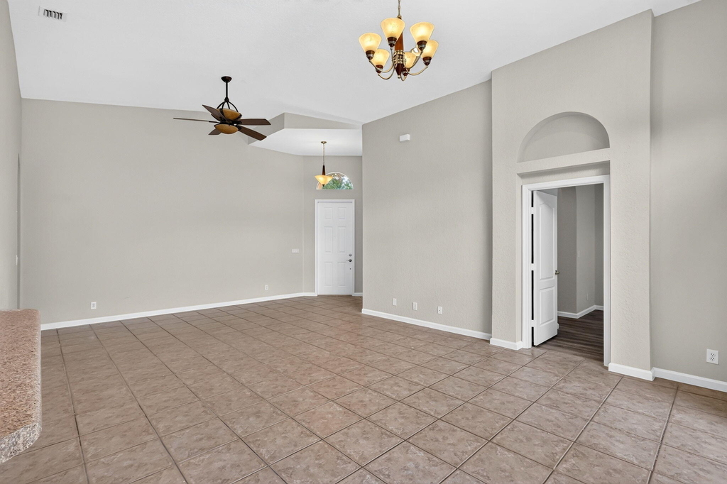 5614 Sunberry Circle - Photo 8