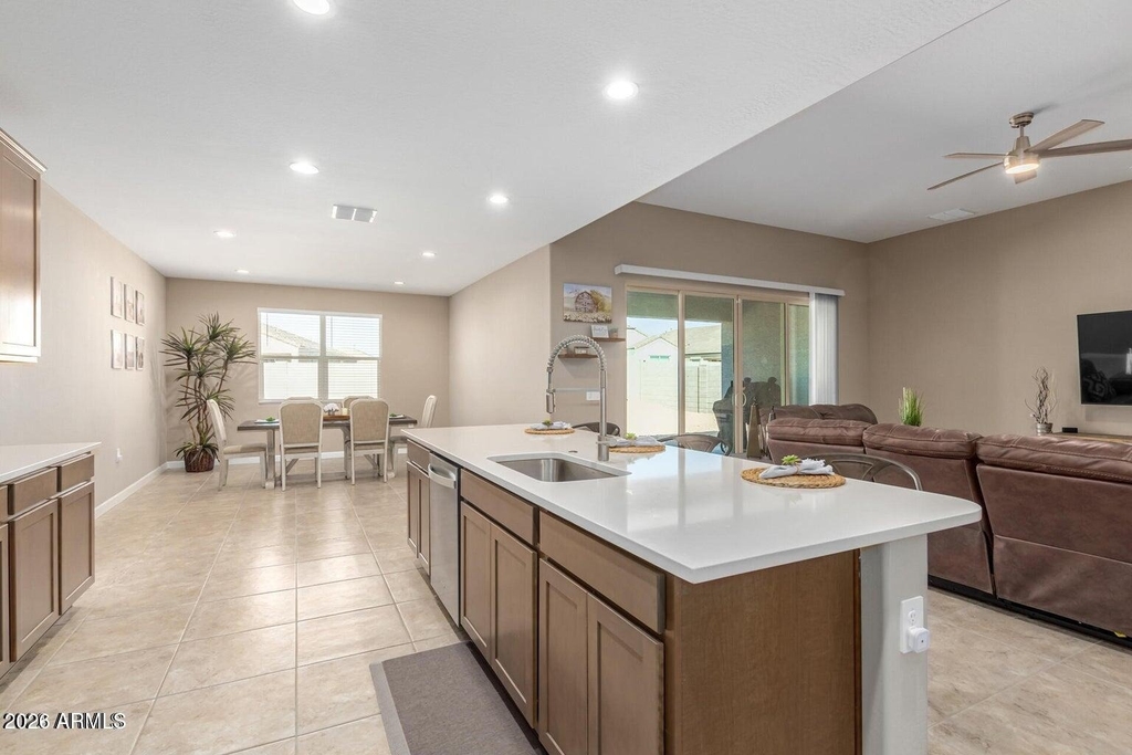 30916 W Verde Lane - Photo 10