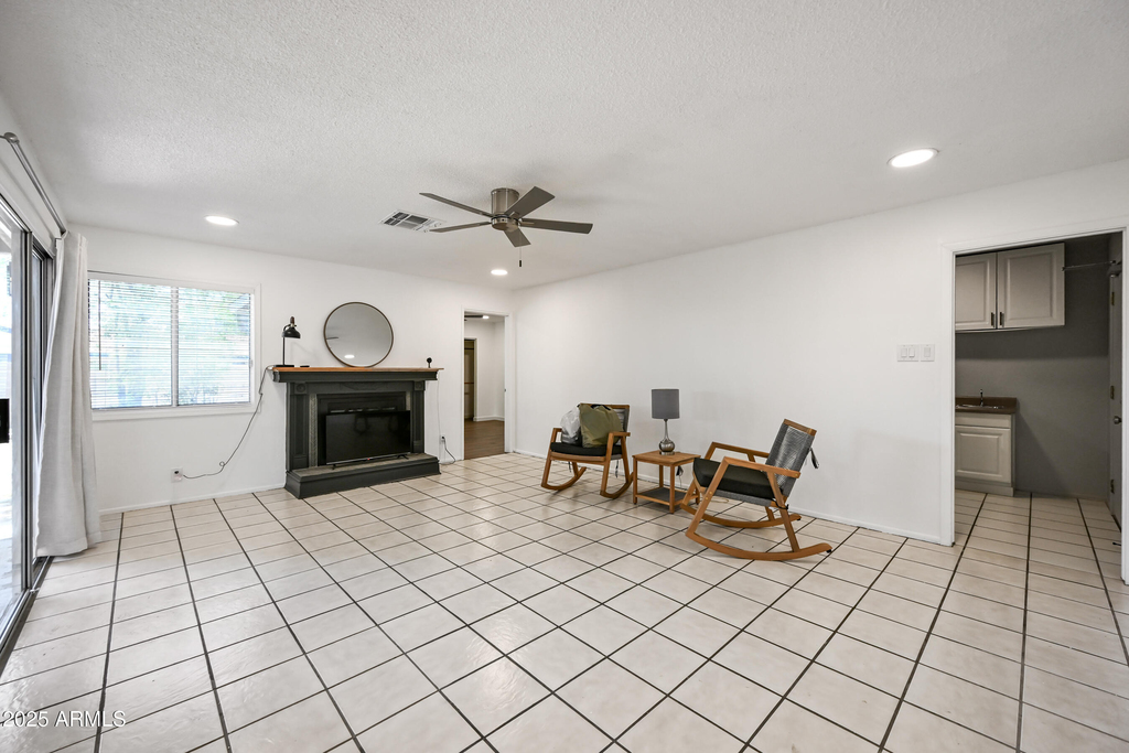 5833 W John Cabot Road - Photo 11