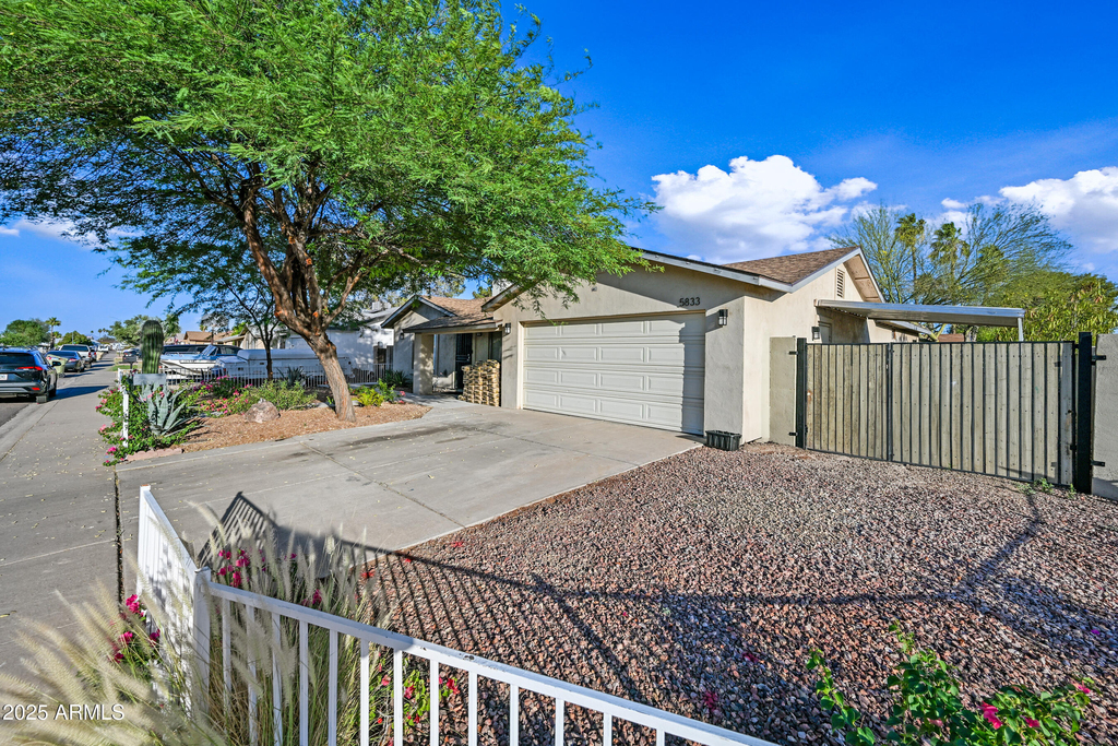 5833 W John Cabot Road - Photo 1