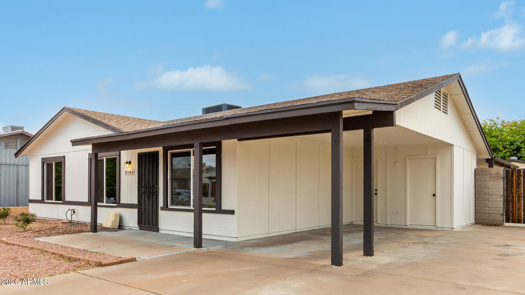 518 N Pepperwood Court - Photo 1