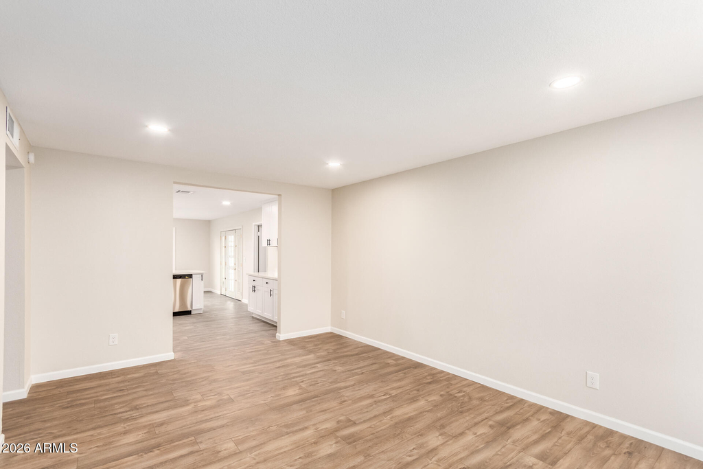 518 N Pepperwood Court - Photo 3