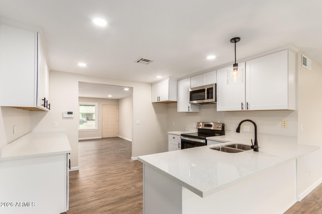 518 N Pepperwood Court - Photo 8